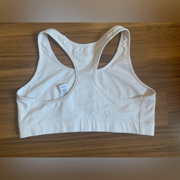 Nike Pro Sports Bra - Picture 2 of 4